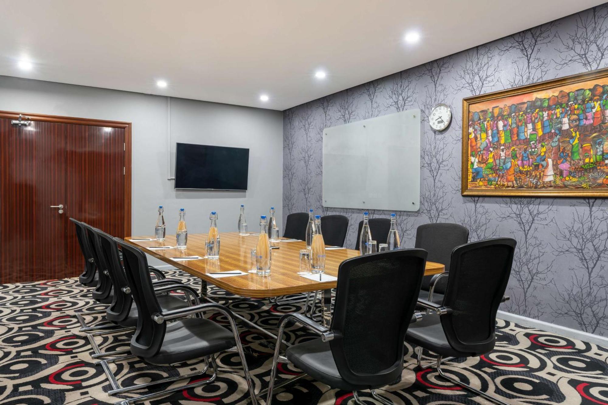 Radisson Blu Hotel Lusaka Kültér fotó Boardroom at the Radisson Blu Hotel, Victoria Island, Lagos, Nigeria